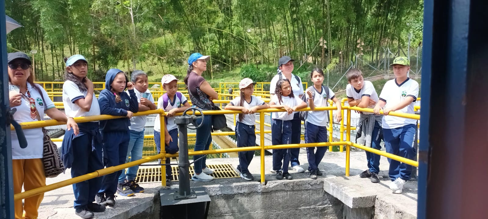 Estudiantes de Riosucio aprenden con Empocaldas sobre el cuidado del Agua